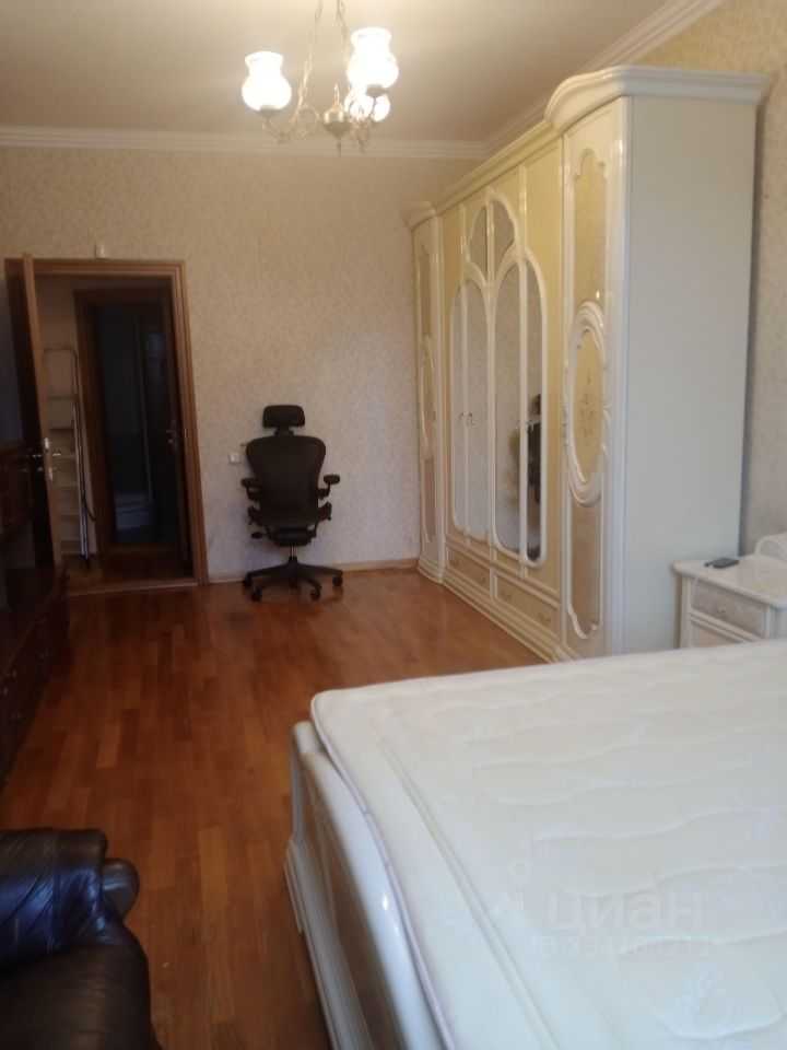 2-комнатная квартира, 67,2 м² — фотография 3