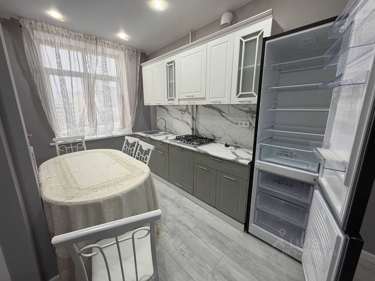 4-комнатная квартира, 98 м² — фотография 2