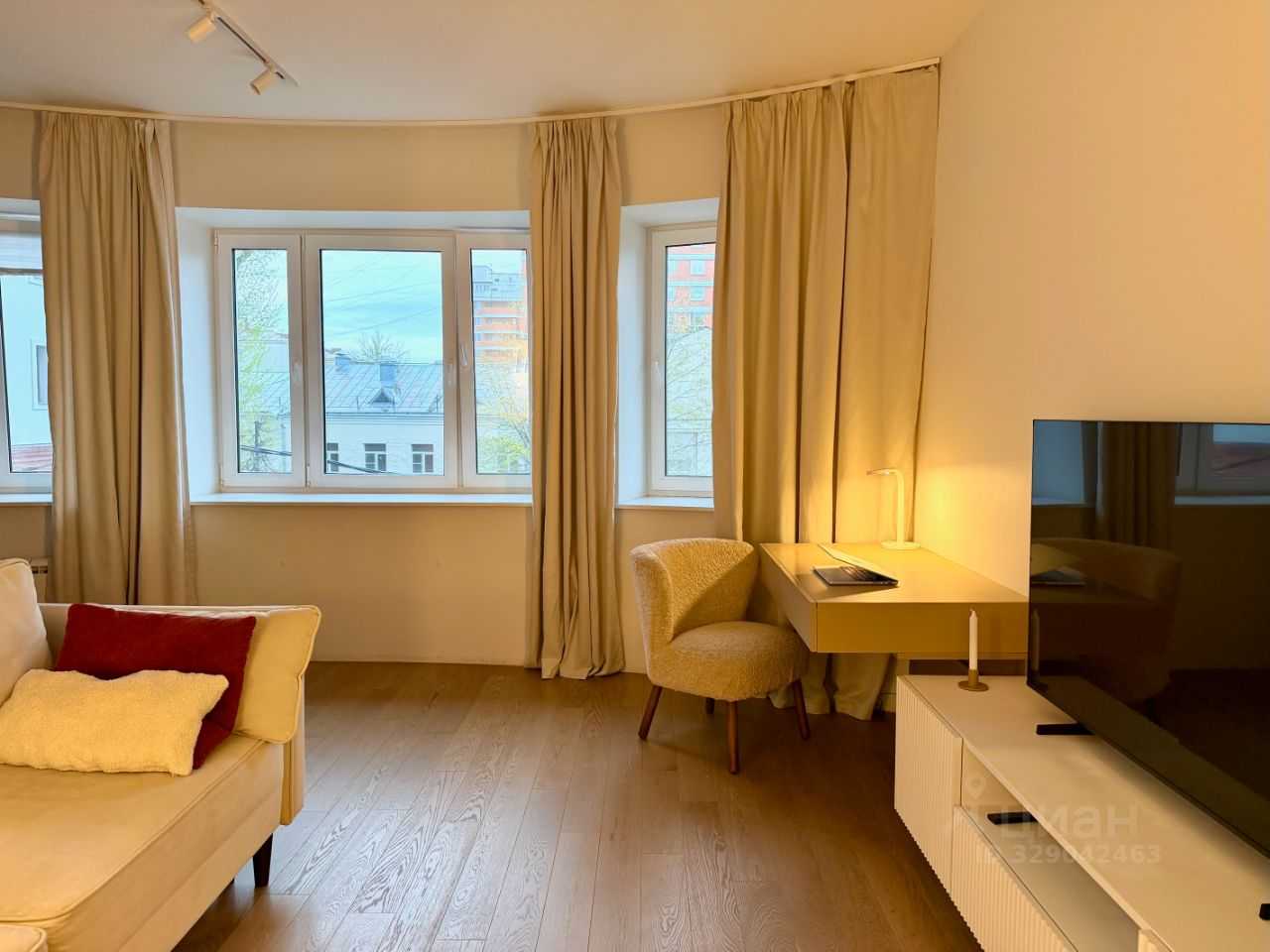 1-комнатная квартира, 42 м² — фотография 3