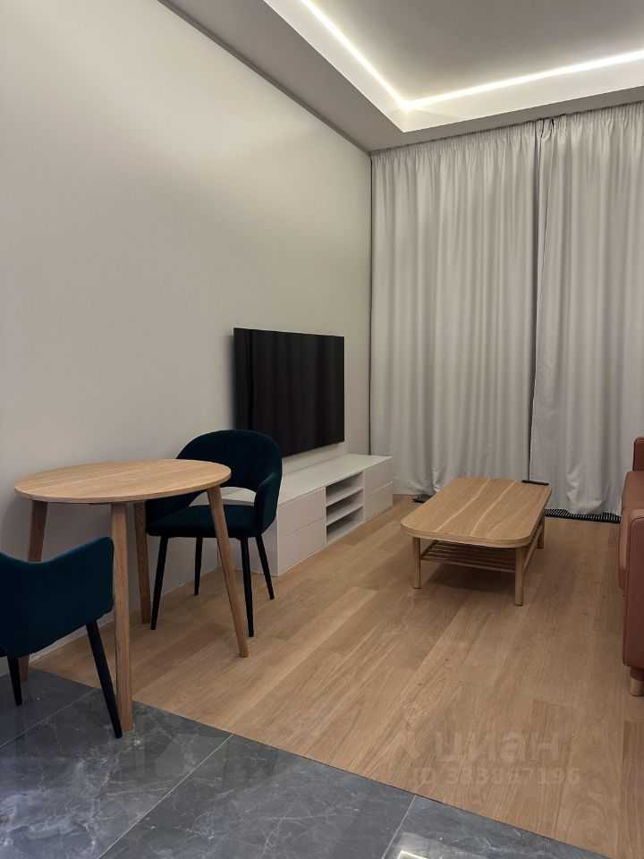 1-комнатная квартира, 38 м² — фотография 2