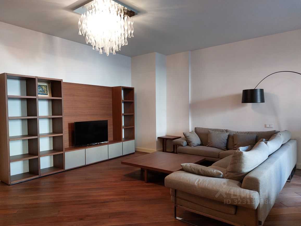 4-комнатная квартира, 167,3 м² — фотография 2