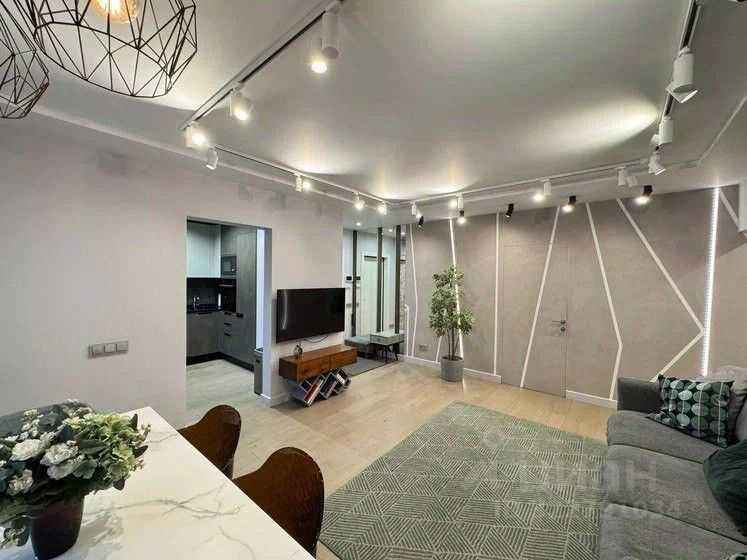 4-комнатная квартира, 76 м² — фотография 2