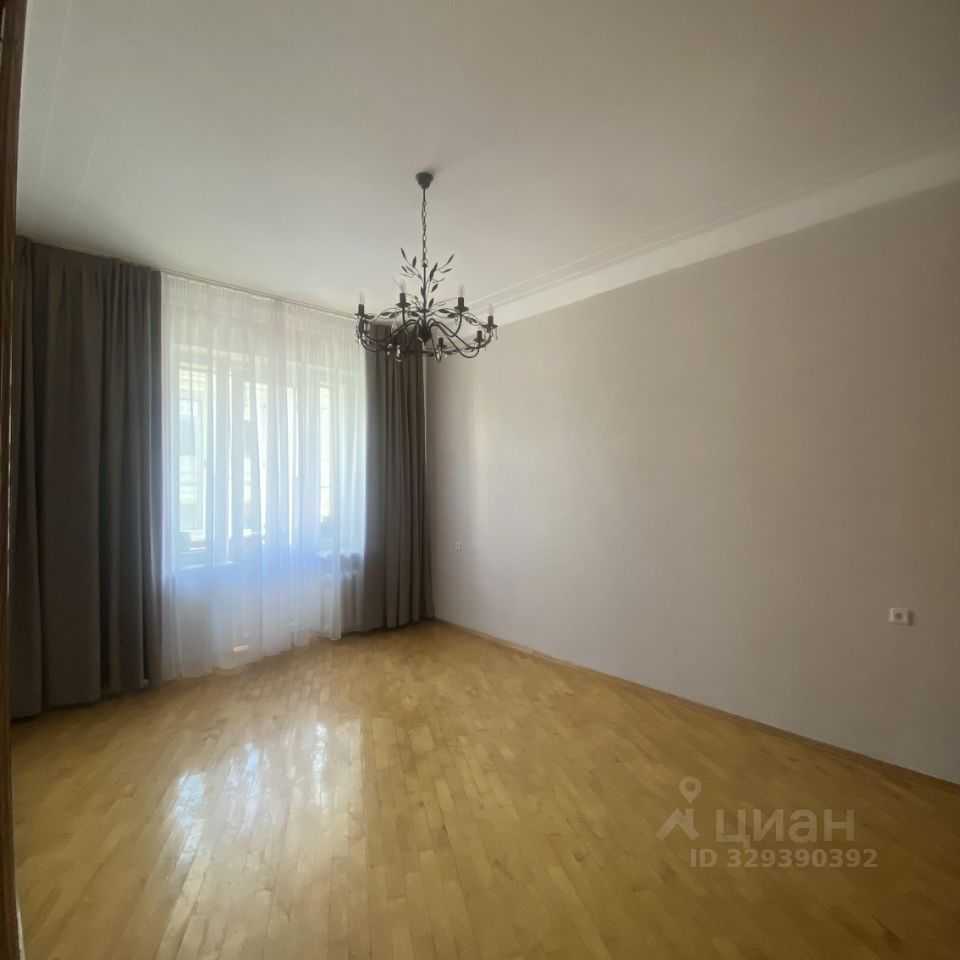 4-комнатная квартира, 90 м²