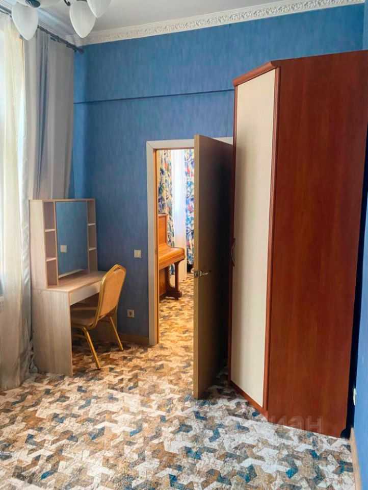 3-комнатная квартира, 70 м² — фотография 3