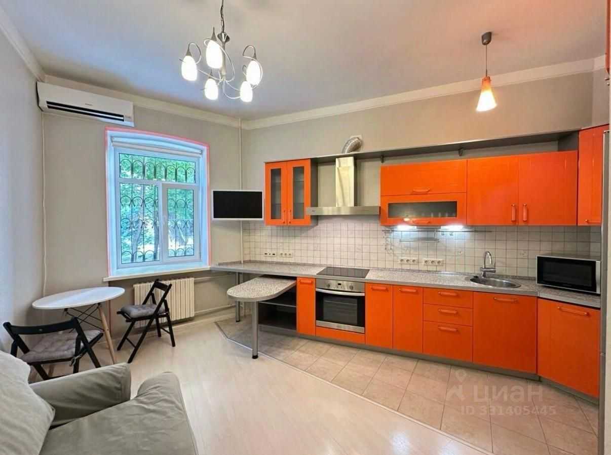 2-комнатная квартира, 60 м² — фотография 2