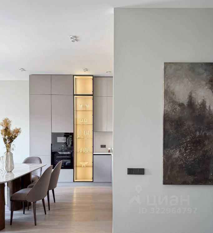 4-комнатная квартира, 132 м² — фотография 3
