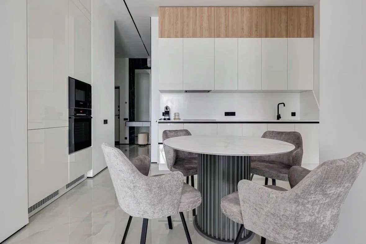 2-комнатная квартира, 70 м² — фотография 3