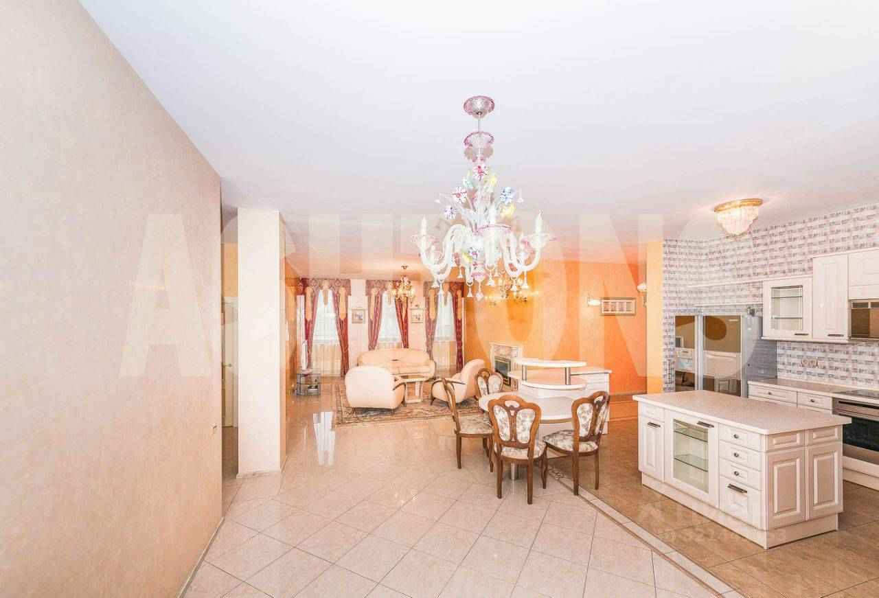 3-комнатная квартира, 137 м²