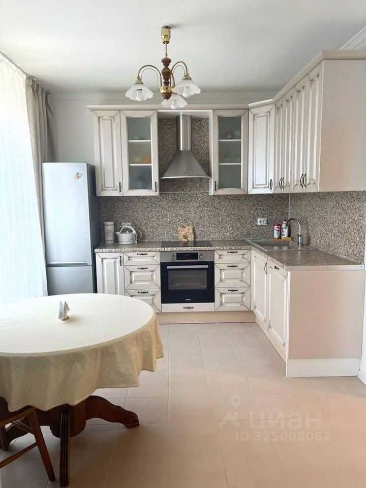 3-комнатная квартира, 90 м²