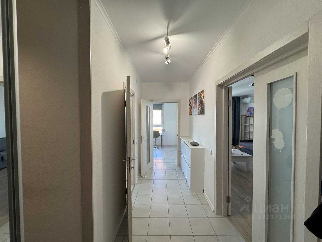 1-комнатная квартира, 46,7 м² — фотография 2