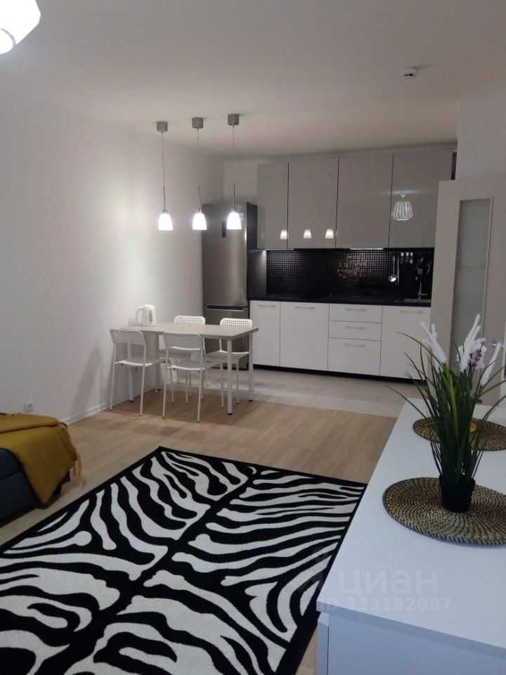 1-комнатная квартира, 46 м² — фотография 2