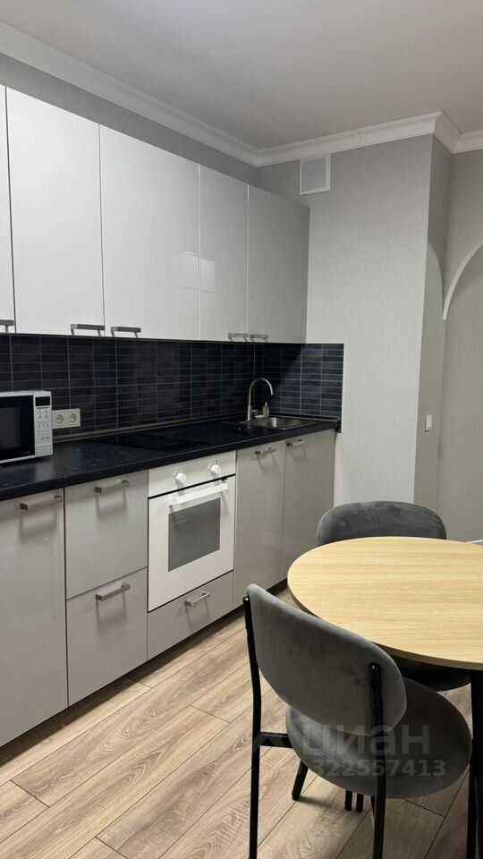 1-комнатная квартира, 38 м² — фотография 2