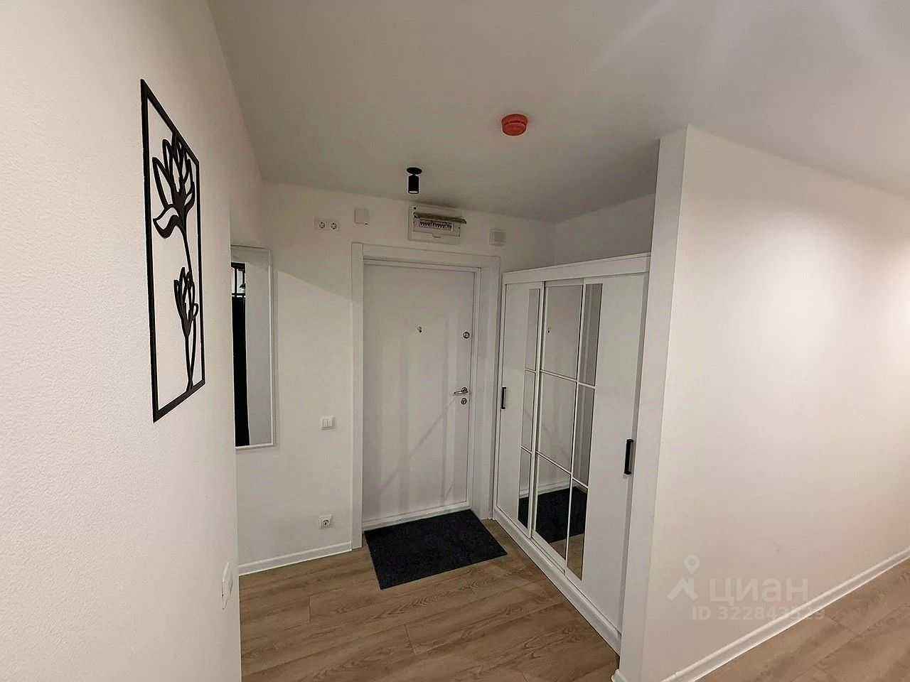 4-комнатная квартира, 82 м² — фотография 2