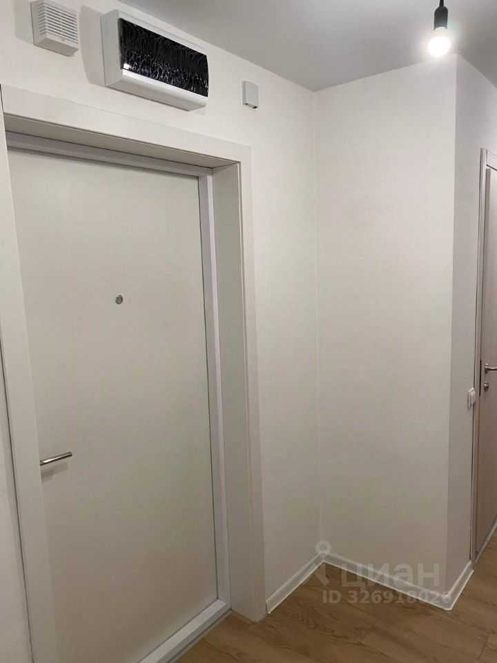 2-комнатная квартира, 56 м² — фотография 2