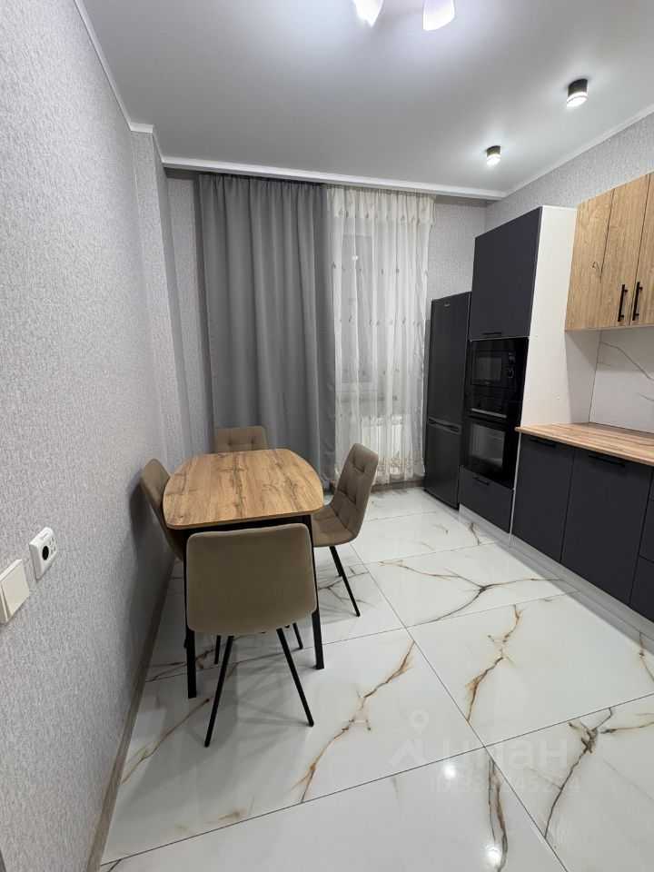 2-комнатная квартира, 49,2 м² — фотография 2