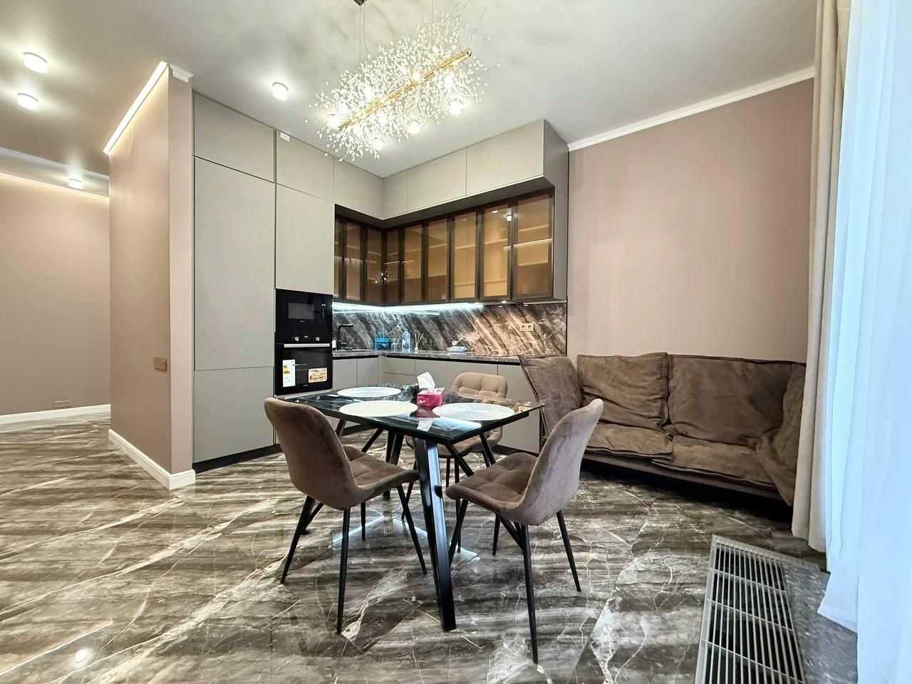 2-комнатная квартира, 65 м² — фотография 2