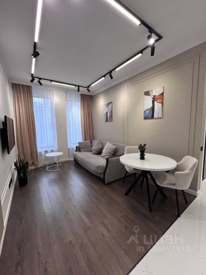 2-комнатная квартира, 52 м² — фотография 2