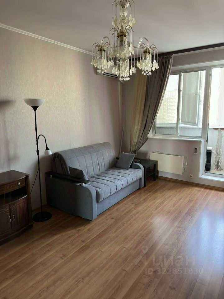 2-комнатная квартира, 70 м² — фотография 3