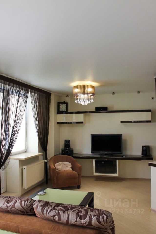 1-комнатная квартира, 46 м² — фотография 2