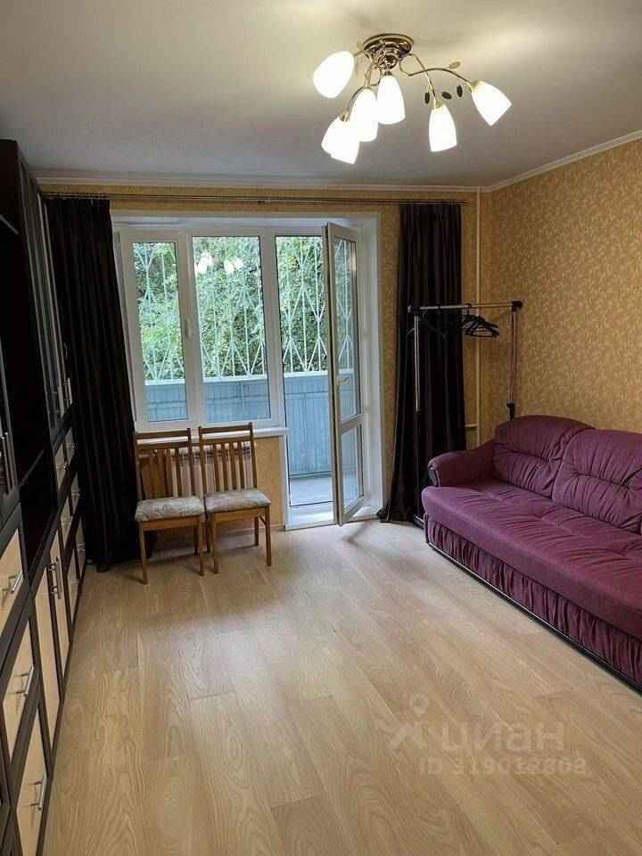 1-комнатная квартира, 35 м² — фотография 2