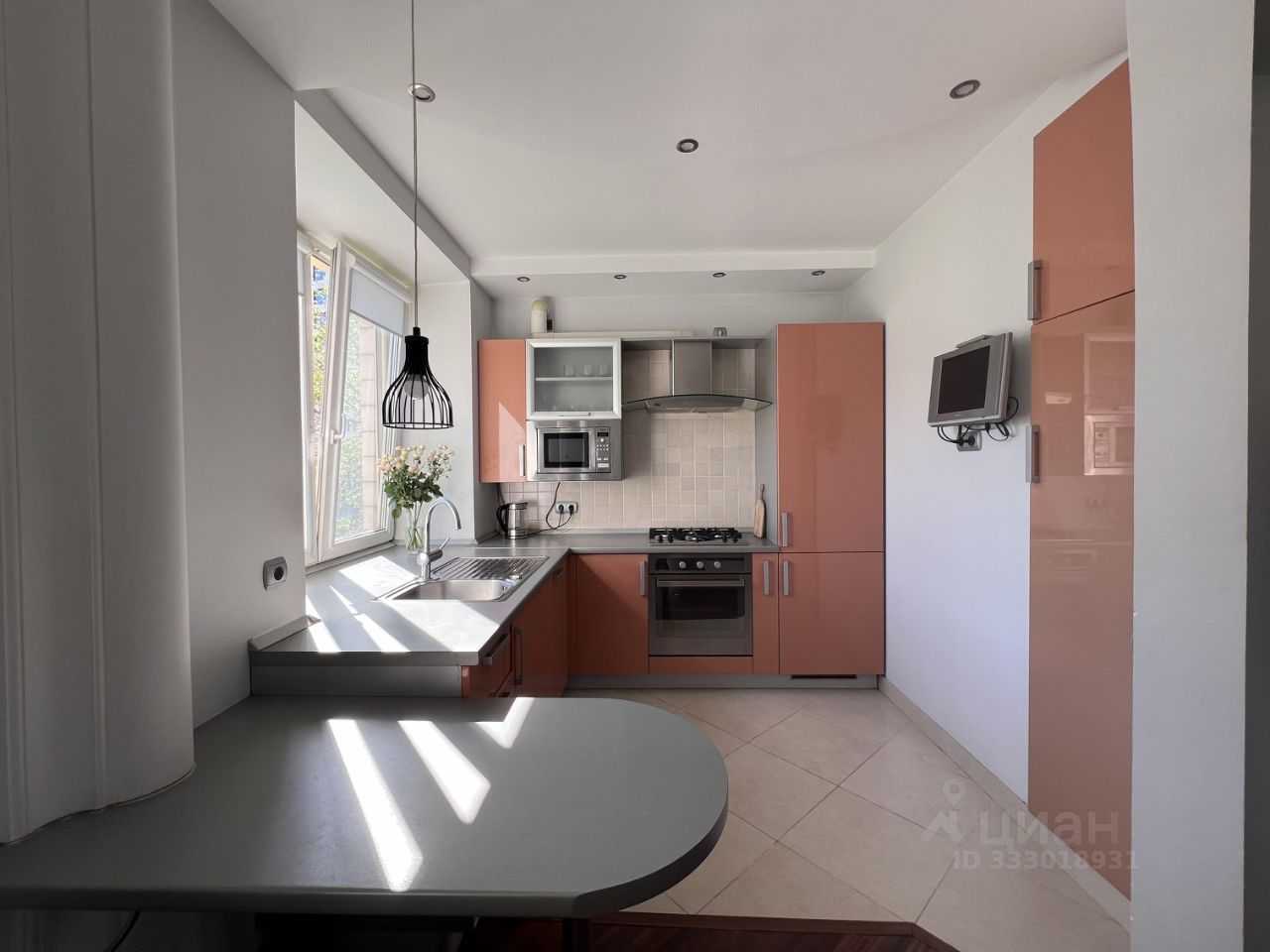 1-комнатная квартира, 35 м² — фотография 3