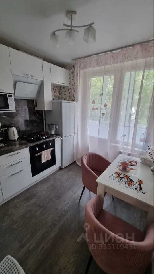 2-комнатная квартира, 42 м² — фотография 3