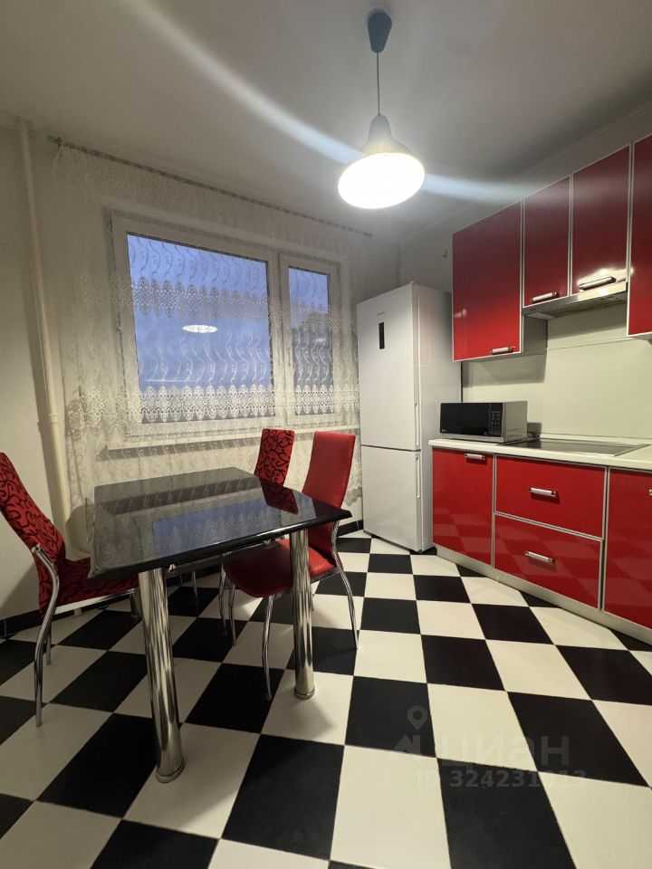 3-комнатная квартира, 72 м² — фотография 3