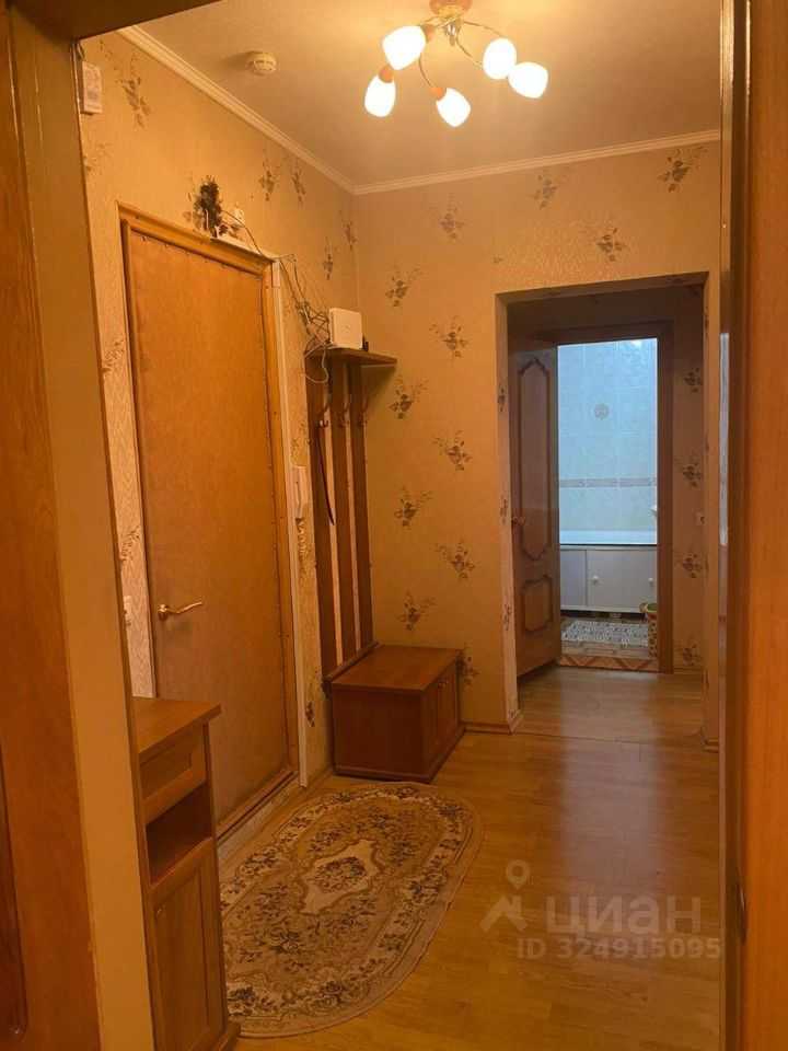 2-комнатная квартира, 55 м² — фотография 2