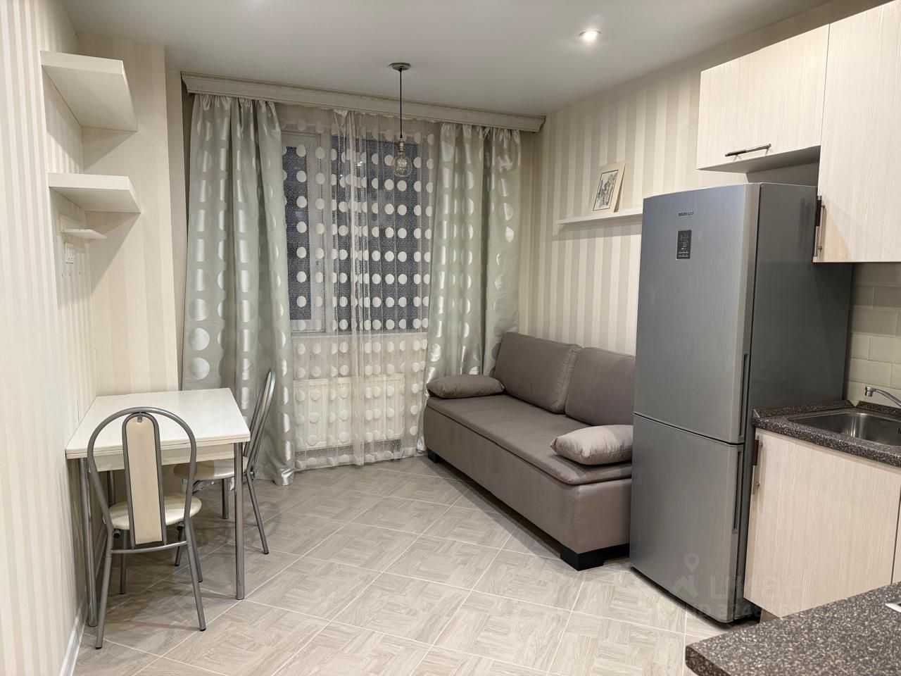 1-комнатная квартира, 50 м² — фотография 2