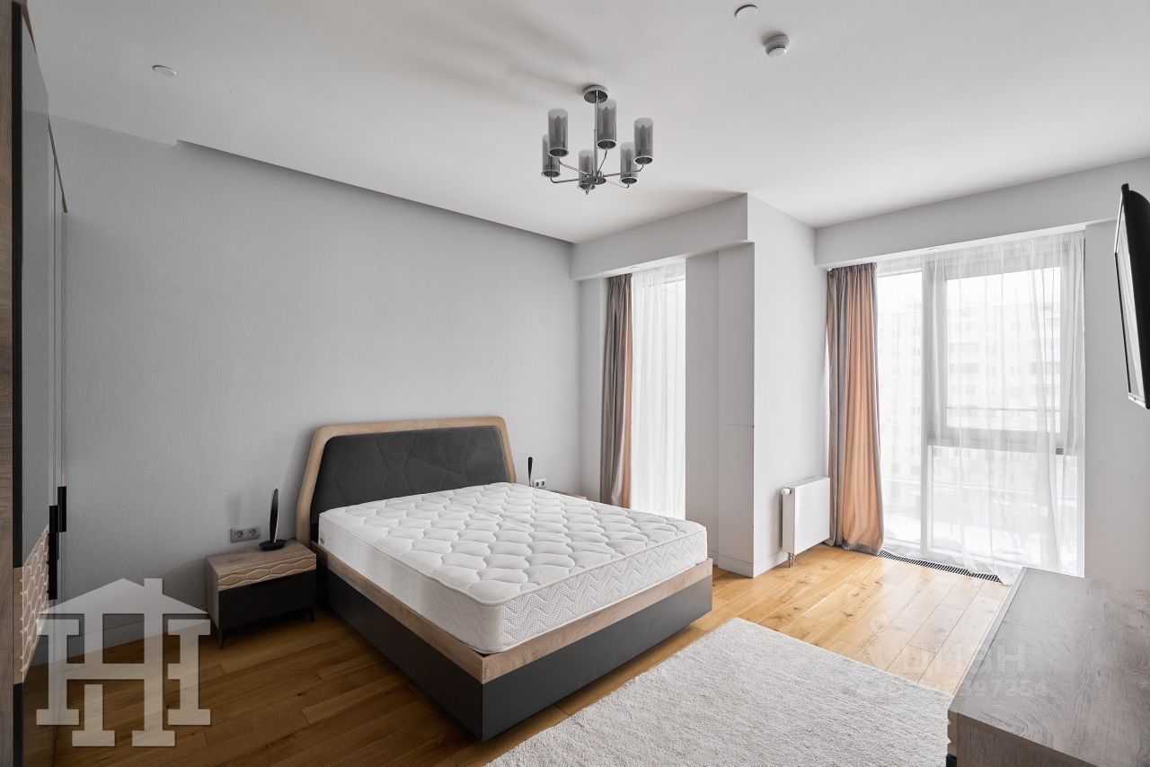2-комнатная квартира, 65 м² — фотография 3