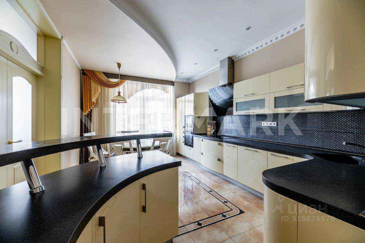 5-комнатная квартира, 183 м² — фотография 2