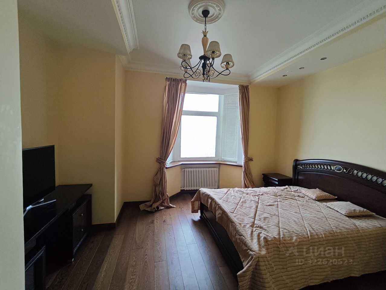 2-комнатная квартира, 107 м² — фотография 2