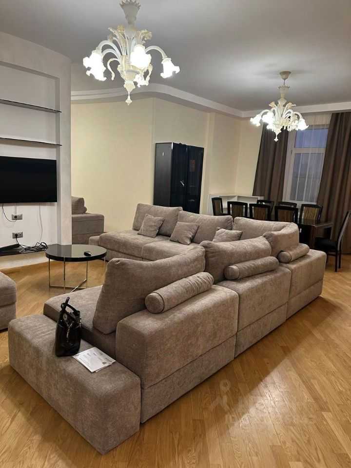 4-комнатная квартира, 201 м²