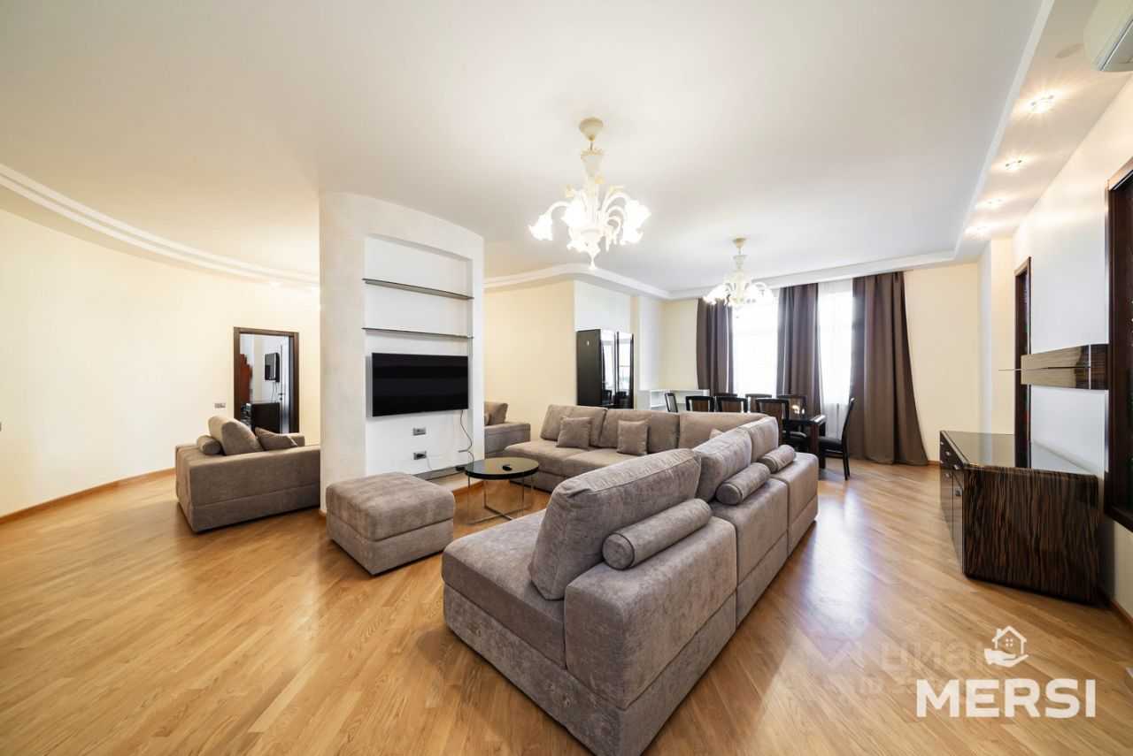 4-комнатная квартира, 201 м²