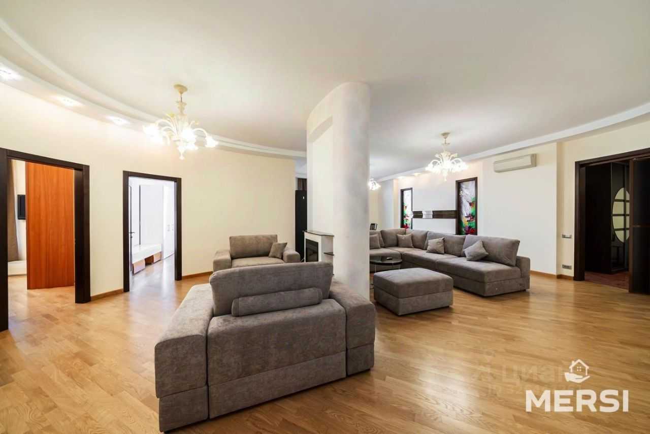 4-комнатная квартира, 201 м² — фотография 3