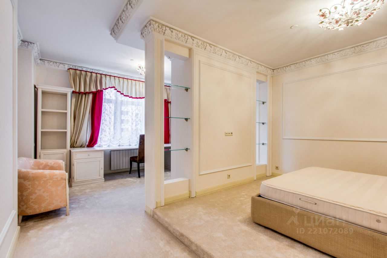 4-комнатная квартира, 193 м²