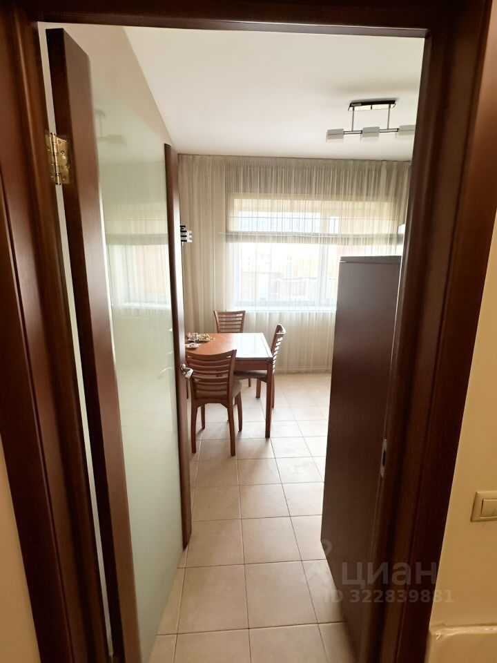 2-комнатная квартира, 75 м² — фотография 3
