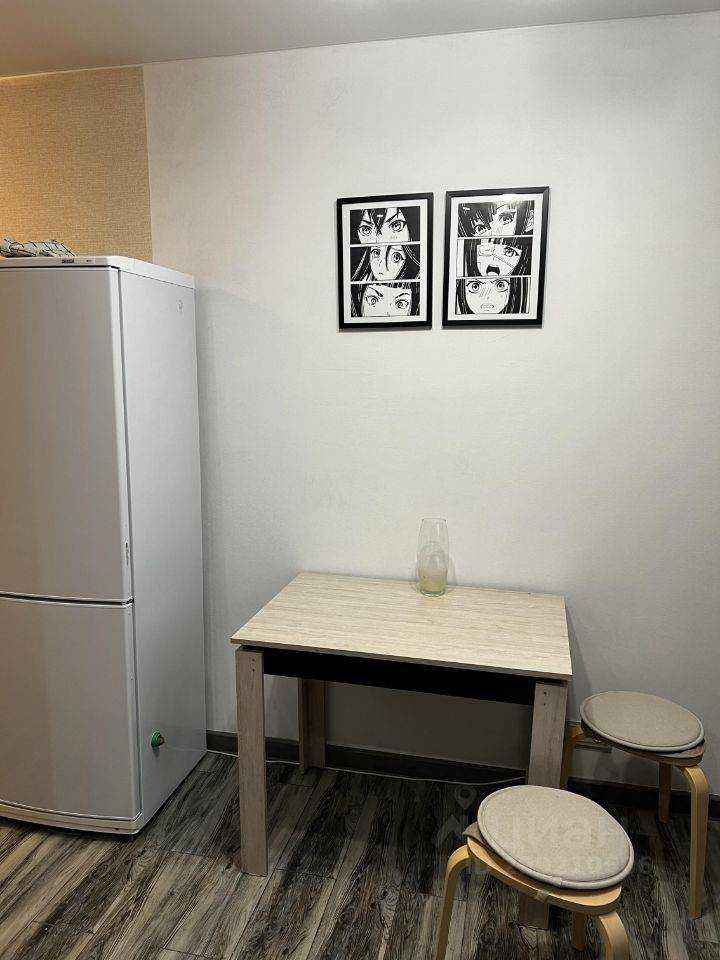 2-комнатная квартира, 56 м² — фотография 3