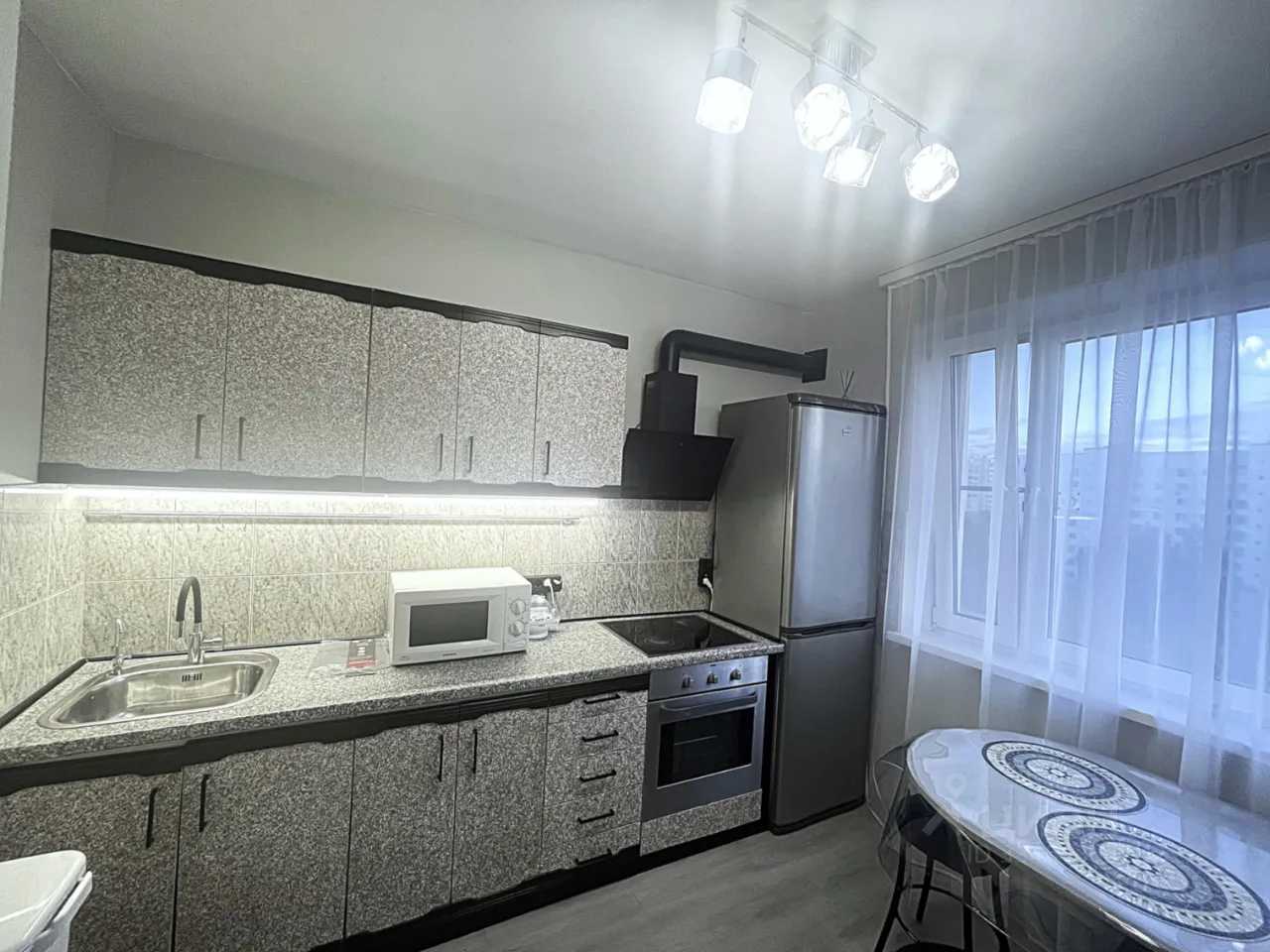 2-комнатная квартира, 55 м² — фотография 3