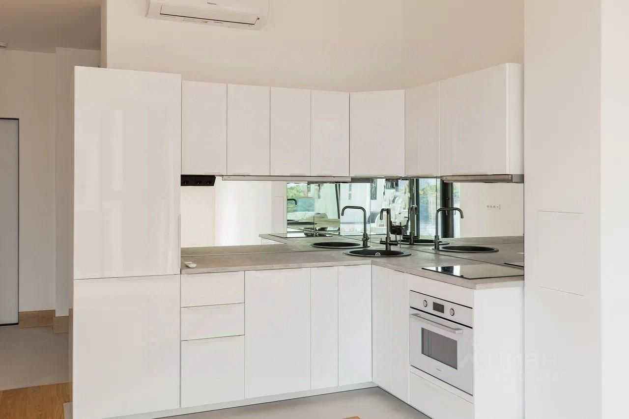 2-комнатная квартира, 52 м² — фотография 2