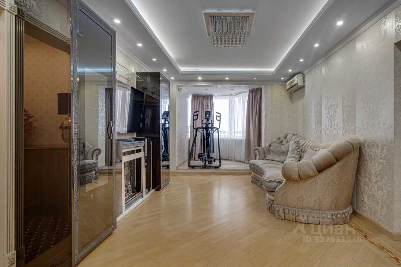 4-комнатная квартира, 130 м² — фотография 3