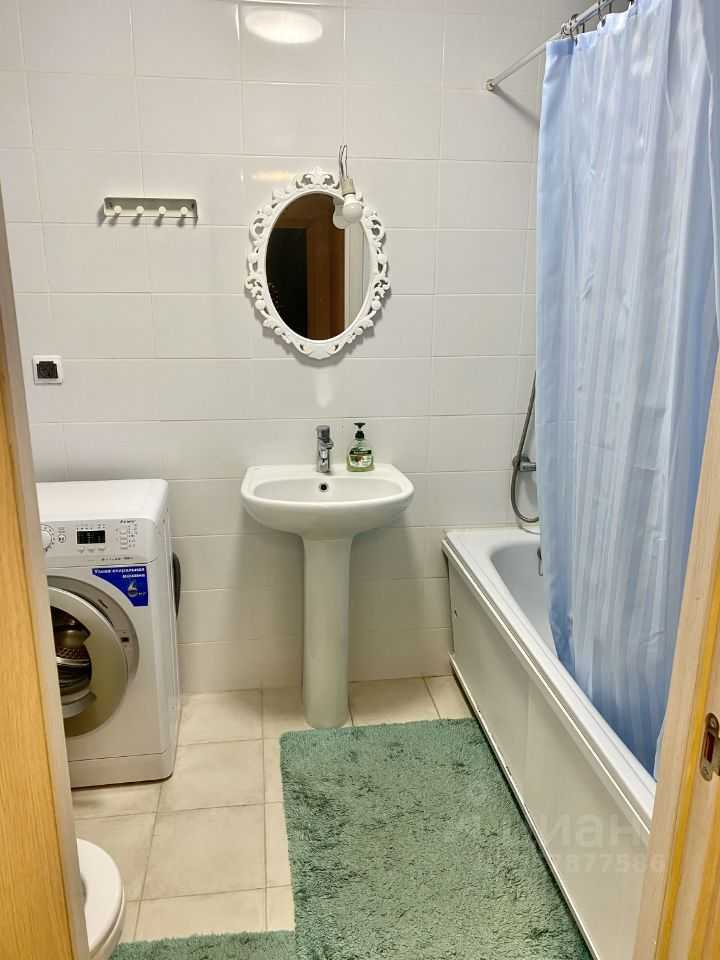 2-комнатная квартира, 65 м² — фотография 2