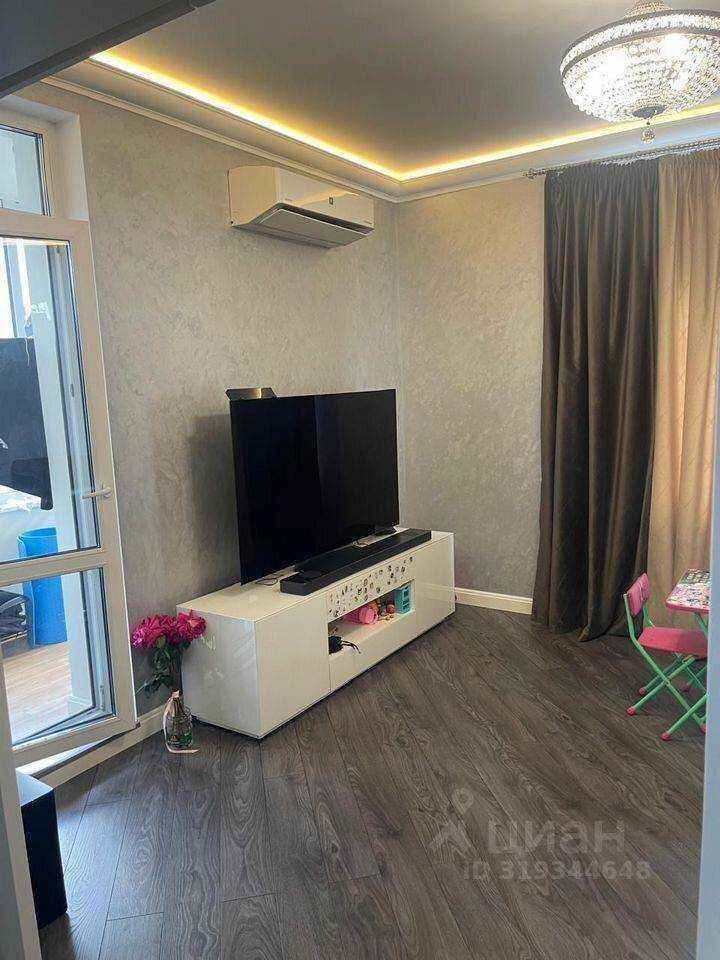 2-комнатная квартира, 63 м² — фотография 2