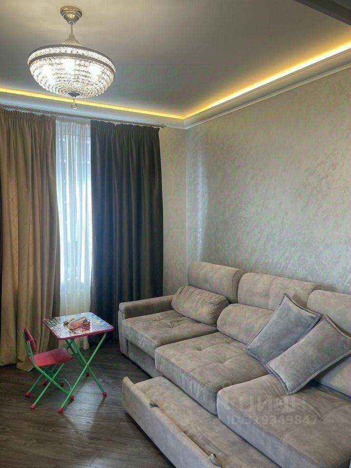 2-комнатная квартира, 58 м² — фотография 2