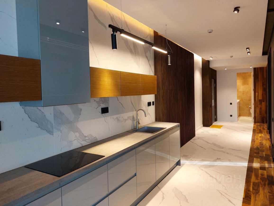 4-комнатная квартира, 185 м²