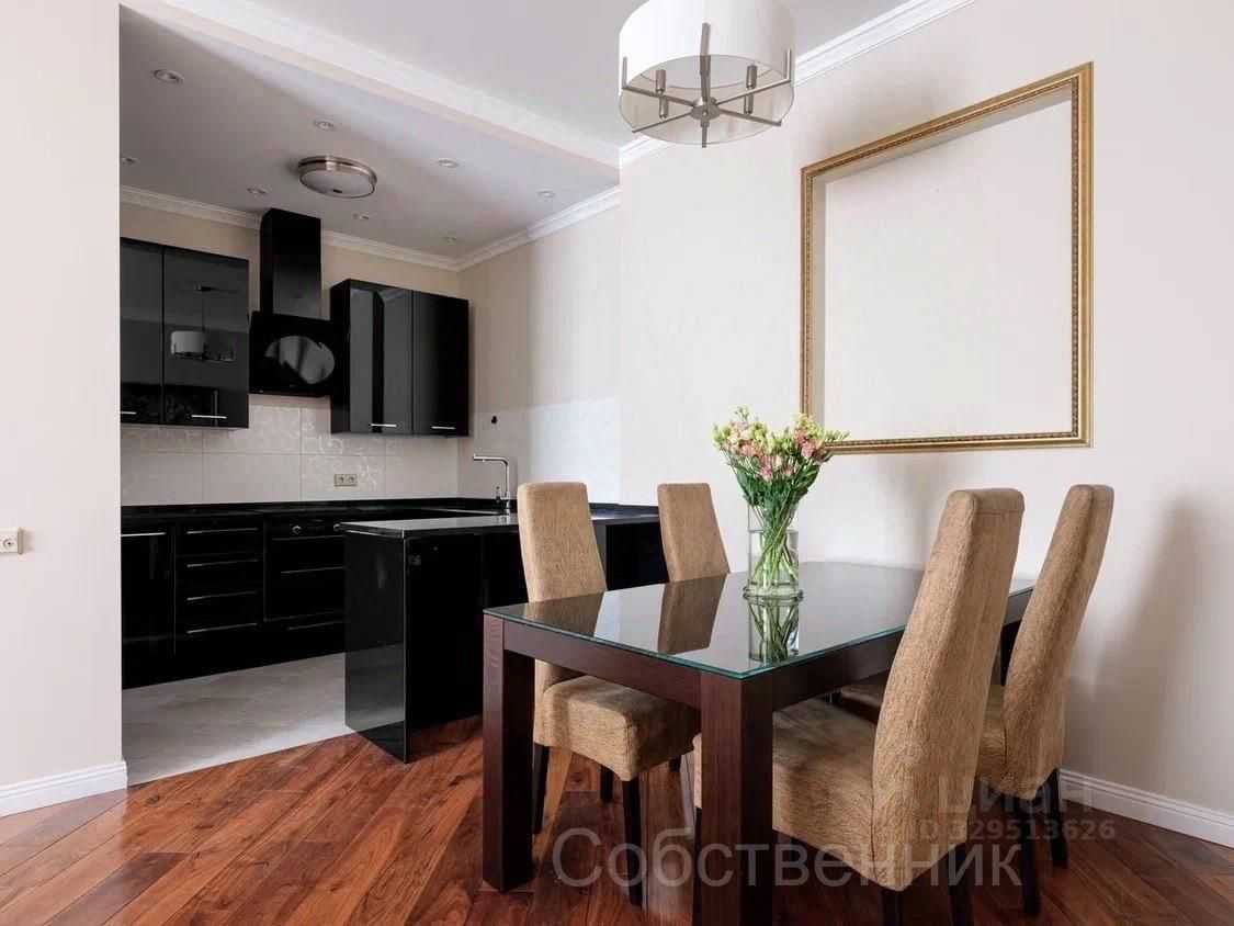 4-комнатная квартира, 130 м² — фотография 3