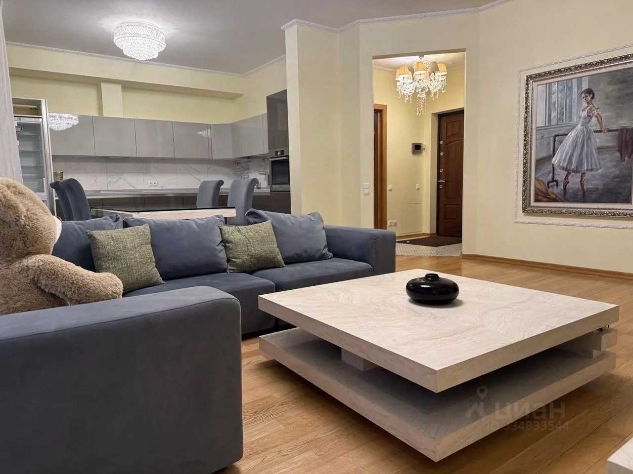 2-комнатная квартира, 84 м² — фотография 3