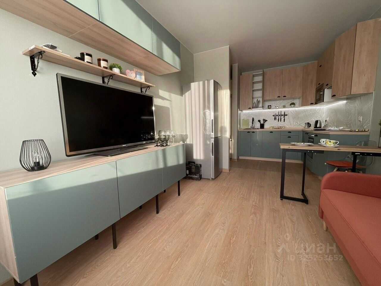 2-комнатная квартира, 42 м² — фотография 2