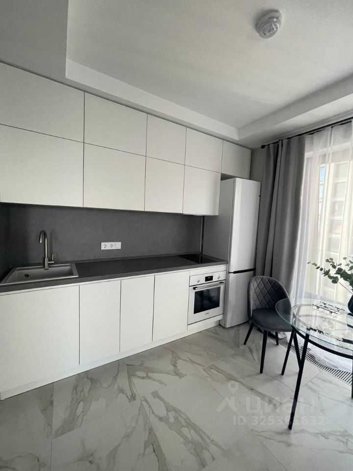 1-комнатная квартира, 42 м² — фотография 3
