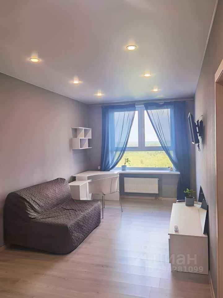 1-комнатная квартира, 42 м² — фотография 2